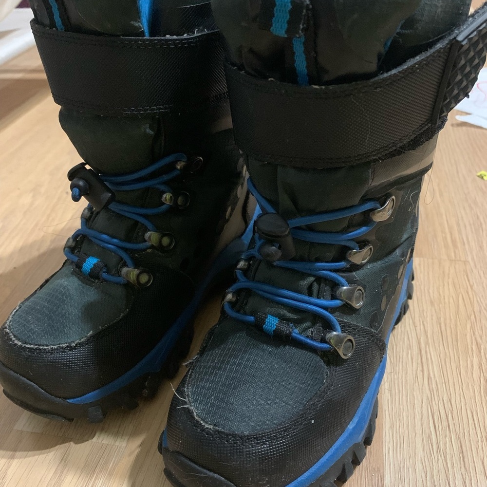 Cougar winter boots
